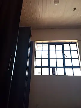 Snapshot of shanicollete chatting on January 13, 6:18 am shanicollete online show from January 13, 6:18 am