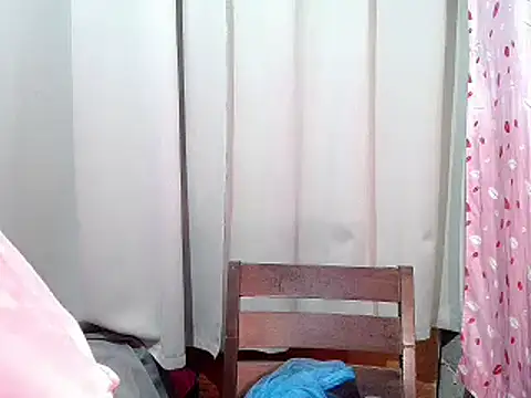 Snapshot of Goddess_katrina26 chatting on January 8, 2:03 am Goddess katrina26 online show from January 8, 2:03 am