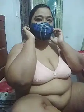 momo loves online show from April 29, 6:17 am