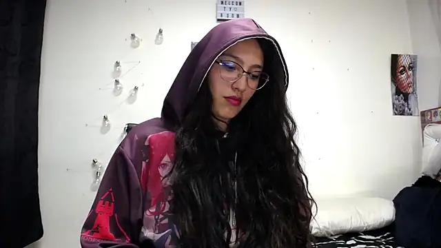 abril onnel online show from February 1, 12:18 am