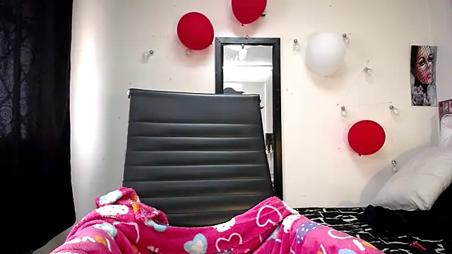 abril onnel online show from March 1, 5:49 pm