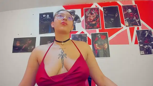 Snapshot of abril_onnel chatting on July 18, 8:01 pm abril onnel online show from July 18, 8:01 pm