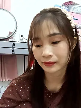 Snapshot of cupboard-1 chatting on January 9, 1:41 am cupboard-1 online show from January 9, 1:41 am