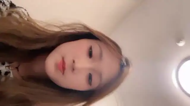 Snapshot of EX-CC chatting on January 7, 11:45 am EX-CC online show from January 7, 11:45 am