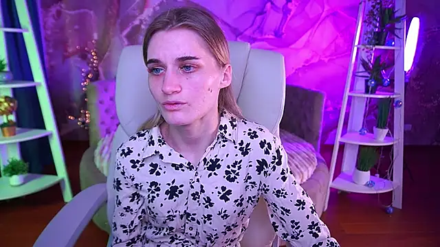 DiamondNina online show from March 5, 3:08 pm