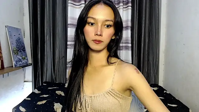 Snapshot of SweetcockAsian chatting on January 9, 9:45 am SweetcockAsian online show from January 9, 9:45 am