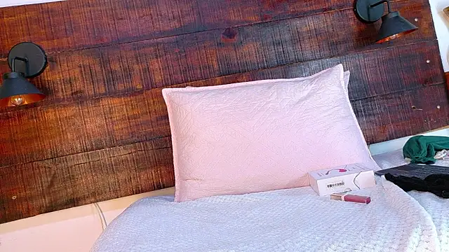 Angel saez1 online show from January 8, 7:05 pm