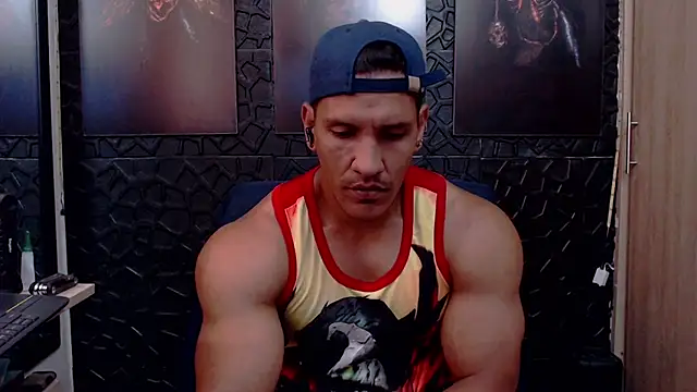 viktor herrera online show from March 25, 6:58 pm