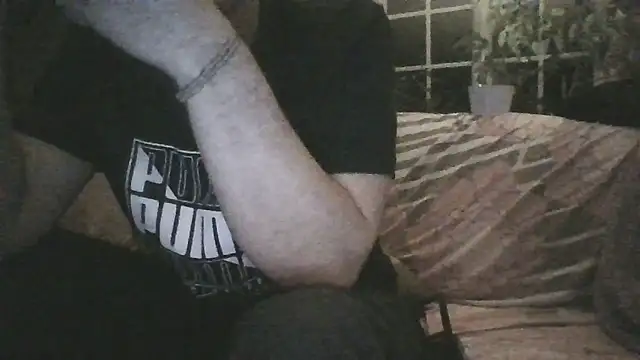 Snapshot of polo48725 chatting on February 26, 7:35 pm polo48725 online show from February 26, 7:35 pm