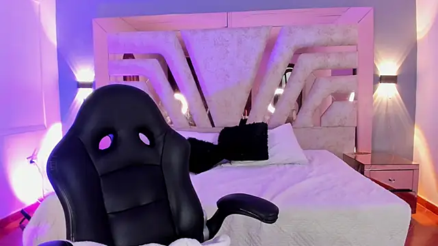  NatachaDiaz  online show from February 10, 11:25 am