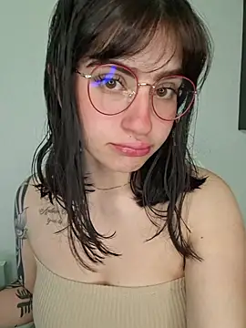 kuritto  online show from February 8, 2:04 am