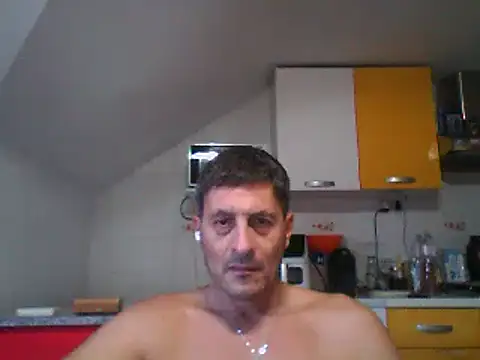 Snapshot of colosone chatting on October 15, 2:50 pm colosone online show from October 15, 2:50 pm