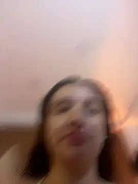 Violett hott  online show from May 22, 1:06 pm