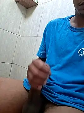 Snapshot of Andersinho205 chatting on March 8, 12:53 pm Andersinho205 online show from March 8, 12:53 pm