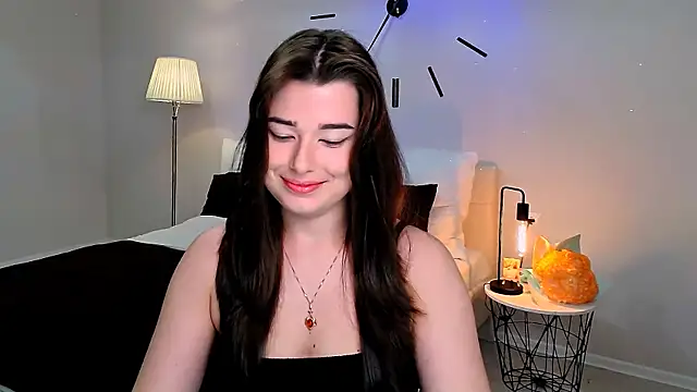 a dorable online show from April 7, 1:33 pm