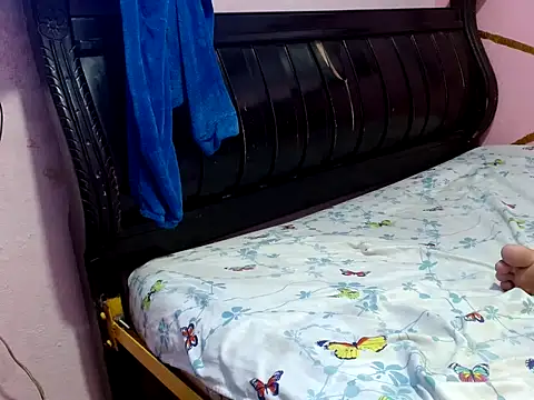 Snapshot of michell_hot29 chatting on January 15, 3:05 pm michell hot29 online show from January 15, 3:05 pm