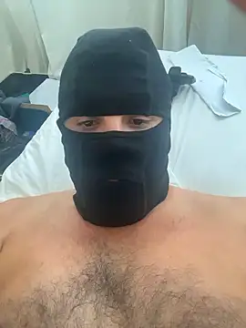 MrTomnutz online show from January 13, 7:30 pm