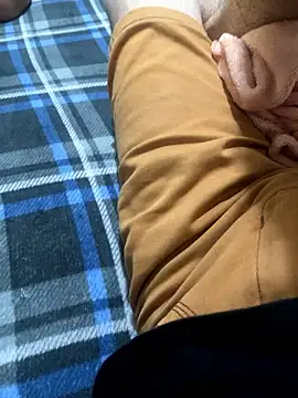 Snapshot of mlkeu chatting on January 10, 11:42 pm mlkeu online show from January 10, 11:42 pm