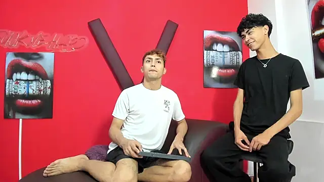 AVENGER BOYS2026 online show from April 14, 7:14 am