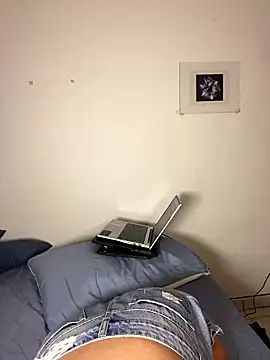 Snapshot of Martina_small chatting on January 10, 4:58 am Martina small online show from January 10, 4:58 am