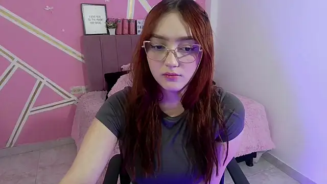 Natasha Romanof18 online show from February 26, 4:11 am