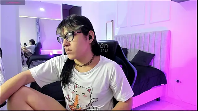 lilith ayanami online show from August 6, 1:46 pm