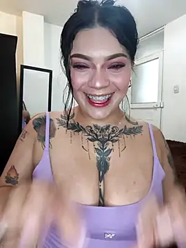 brenda palacio online show from February 18, 7:32 pm