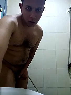 Albertofcille online show from April 13, 11:43 pm