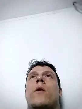 RAFAELQUINTEROSCAVALHEI online show from February 7, 10:46 pm