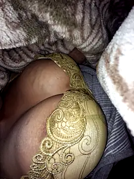 Snapshot of savitaxbhabhi chatting on February 10, 8:35 pm savitaxbhabhi online show from February 10, 8:35 pm