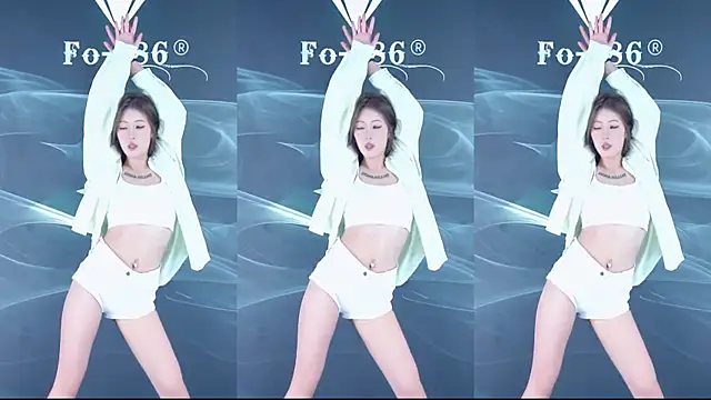 Snapshot of FO-686- chatting on February 26, 6:18 pm FO-686- online show from February 26, 6:18 pm