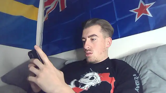 essexboy 2002 online show from January 14, 11:53 pm