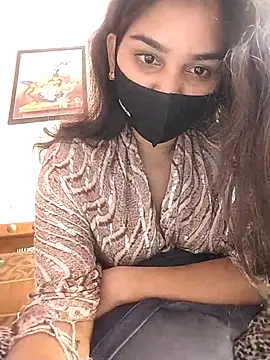 Snapshot of babydoll7172 chatting on January 7, 5:59 pm babydoll7172 online show from January 7, 5:59 pm