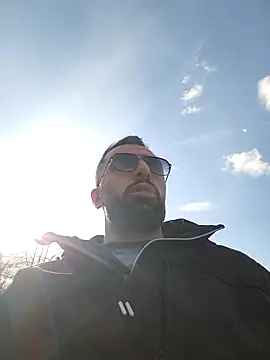 Moh 197 online show from February 28, 2:51 pm