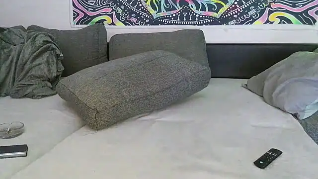 Moh 197 online show from March 1, 6:54 pm