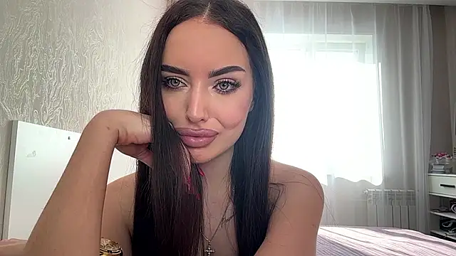 Snapshot of QueenGelik chatting on March 1, 2:13 am QueenGelik online show from March 1, 2:13 am