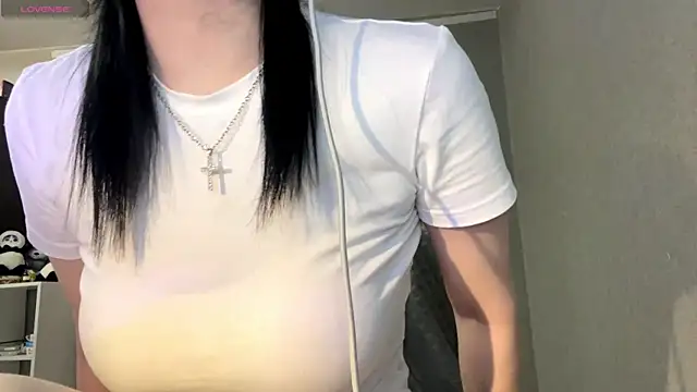 TomiRodenberg online show from January 7, 1:02 pm