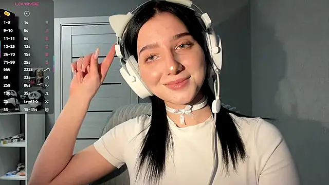 TomiRodenberg online show from January 16, 2:21 pm