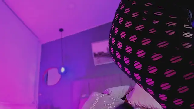 Snapshot of Nathalia_stone_ chatting on January 18, 5:33 am Nathalia stone online show from January 18, 5:33 am