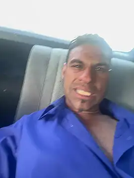 Snapshot of ZF-Athlete chatting on February 9, 10:03 pm ZF-Athlete online show from February 9, 10:03 pm