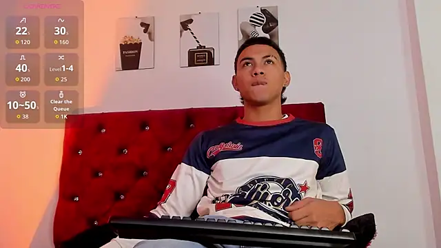 Liamsubtle01 online show from January 15, 5:05 pm