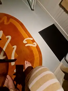 subi4sex online show from January 13, 9:31 pm