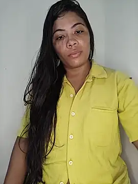 Snapshot of Indiafogosa23 chatting on April 19, 1:43 pm Indiafogosa23 online show from April 19, 1:43 pm