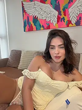 SofiaGomez444 online show from April 6, 4:52 pm