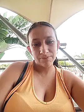 Snapshot of Andry-19 chatting on February 4, 9:09 pm Andry-19 online show from February 4, 9:09 pm