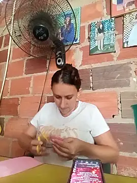 Snapshot of Andry-19 chatting on February 16, 6:59 pm Andry-19 online show from February 16, 6:59 pm