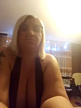 helena2026 online show from January 10, 6:31 pm