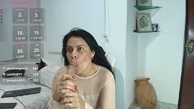 perla hot4u online show from July 2, 3:23 am