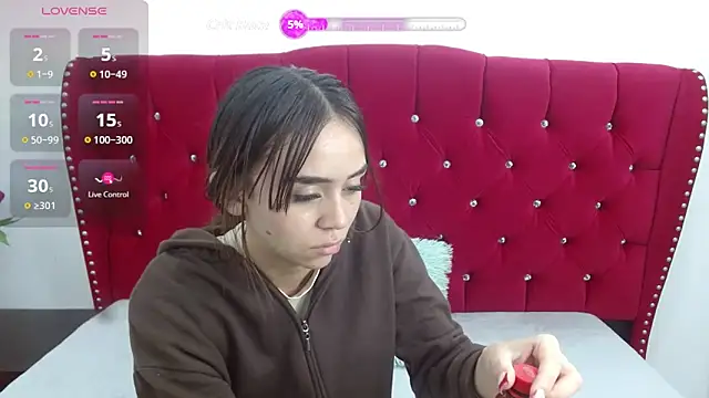 sofiaspring online show from May 25, 4:13 pm