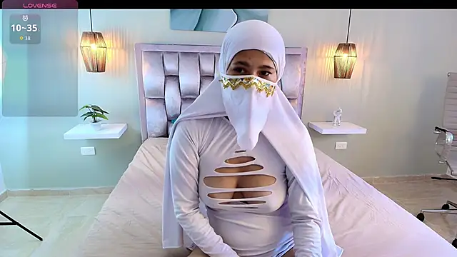 Snapshot of Rashid_Farah111 chatting on January 16, 6:56 pm Rashid Farah111 online show from January 16, 6:56 pm